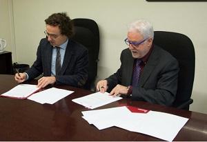 La Facultad firma un convenio de colaboración con el Colegio Oficial de Psicología de Cataluña