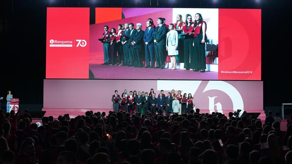 Blanquerna-URL concluye la celebración del 70 aniversario con un acto de graduación con más de 6.000 personas en el palau Sant Jordi