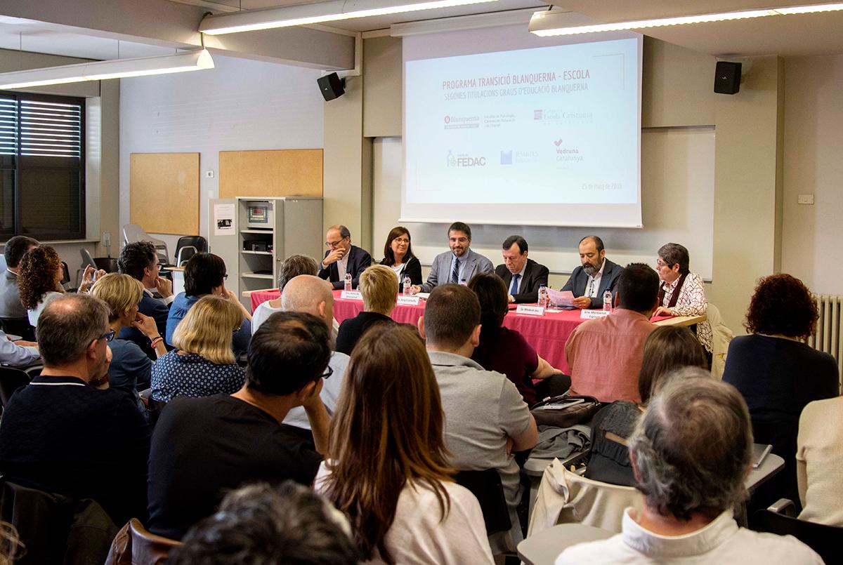 Acto de presentación y signatura del programa "Transición Blanquerna - Escuela"