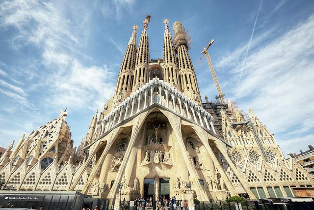 Nou conveni de la Facultat amb la Sagrada Família 