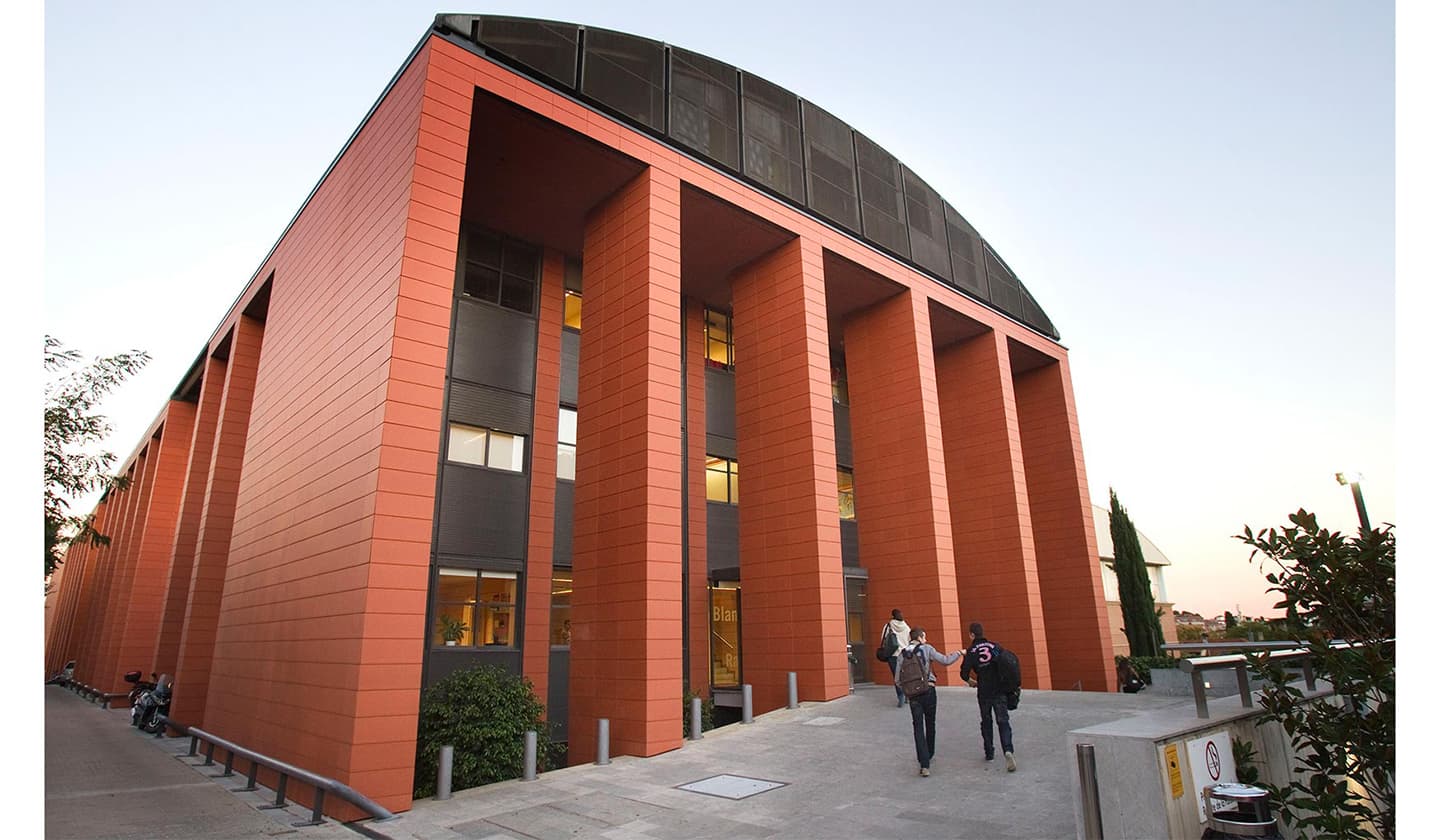 Edifici Facultat de Psicologia, Ciències de l'Educació i de l'Esport