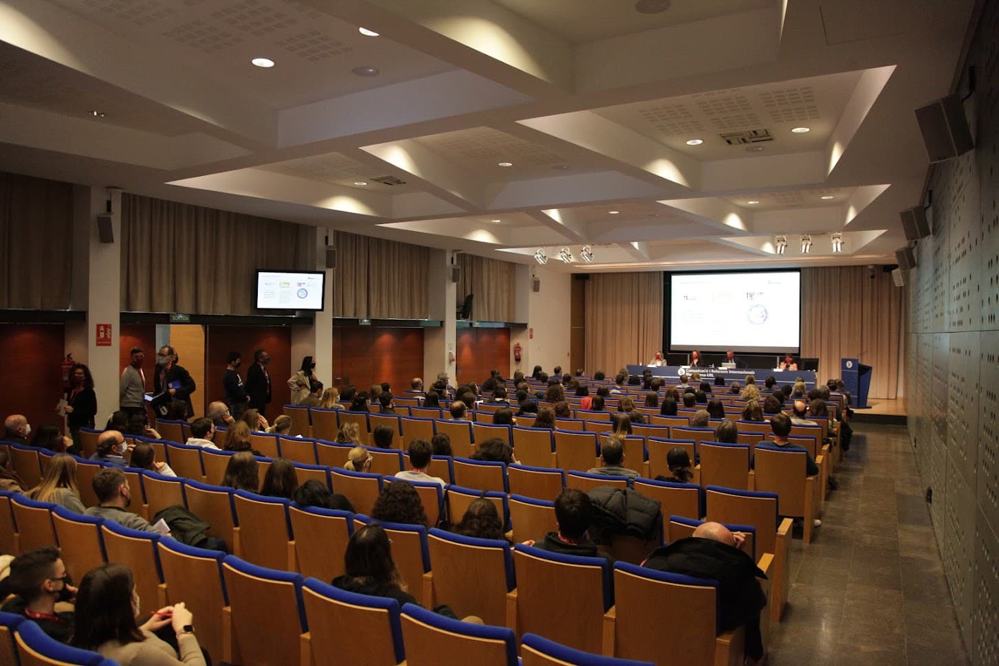 auditori facultat de comunicació i relacions internacionals